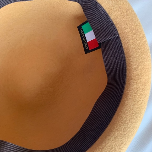 Italian-made Wool Felt Round Bowler Hat - Picture 8 of 8